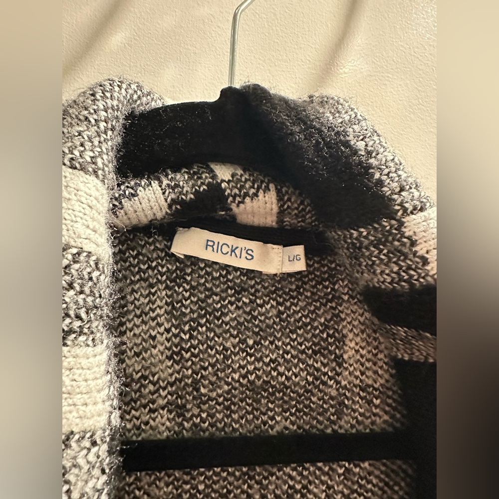 Ricki’s Plaid Sweater - Picture 2 of 2